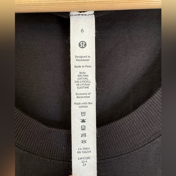 Lululemon black dress - Picture 2 of 3